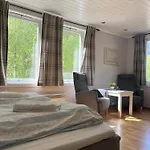 Birkelunden Hostal *